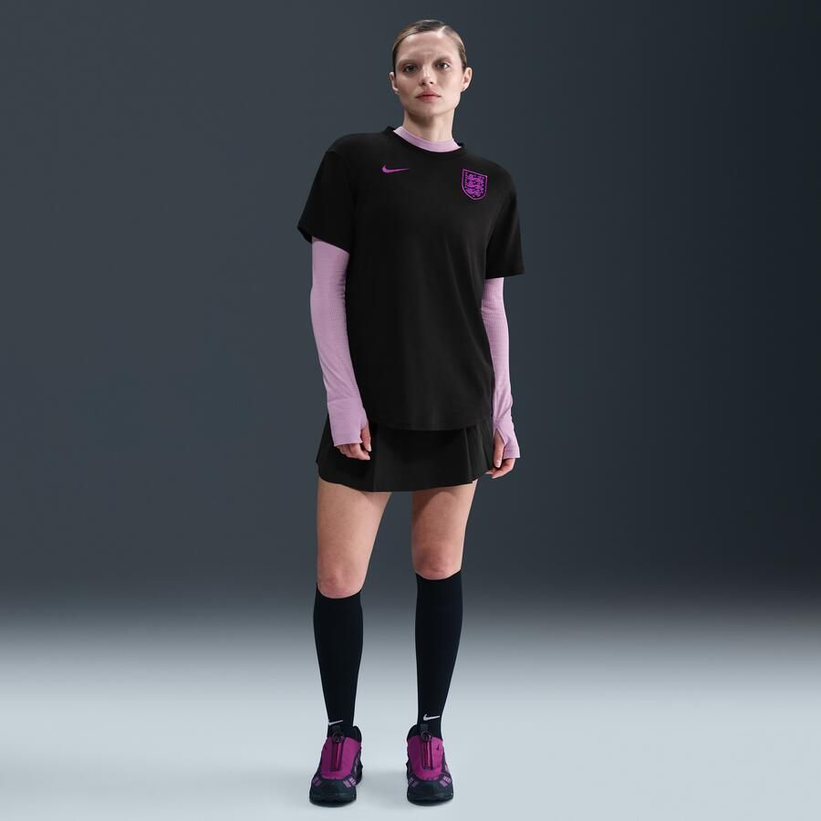 Nike Engeland Relaxed One Dri-FIT voetbaltop met korte mouwen voor dames Zwart - Foto 3