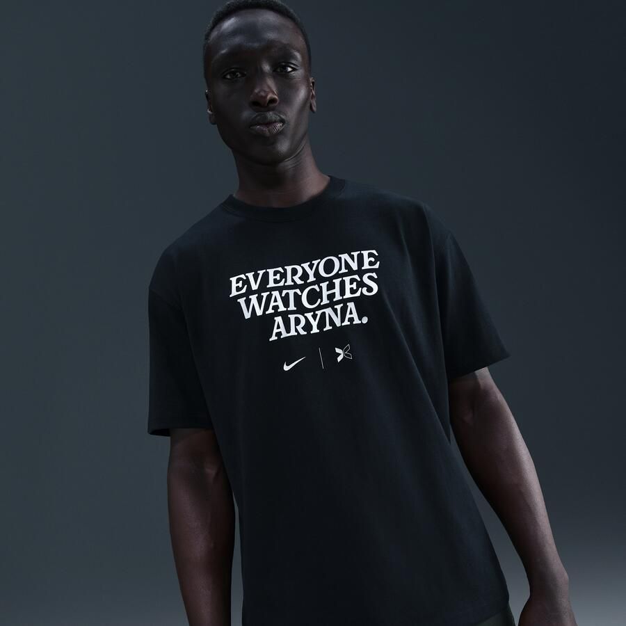 Nike Everyone Watches Women's Sports™ 'Aryna Sabalenka' by TOGETHXR tennisshirt Zwart - Foto 2