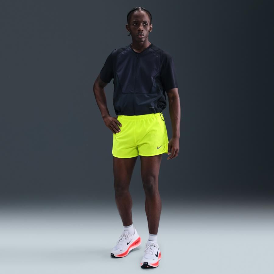 Nike Fast Dri-FIT hardloopshorts met binnenbroek voor heren (8 cm) Geel - Foto 4