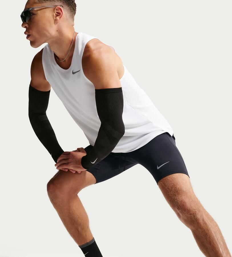 Nike Fast halflange hardlooptights met Dri-FIT en binnenbroek voor heren Zwart - Foto 2