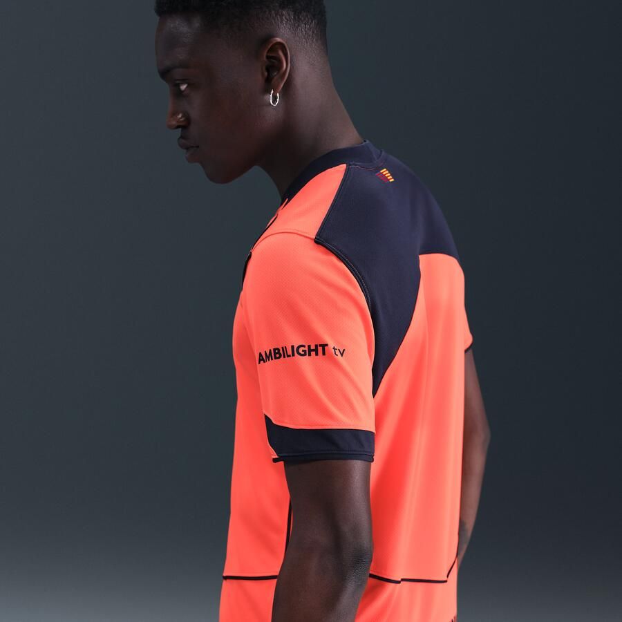 Nike FC Barcelona 2025 26 Stadium Derde Total 90 replicavoetbalshirt met Dri-FIT voor heren Oranje