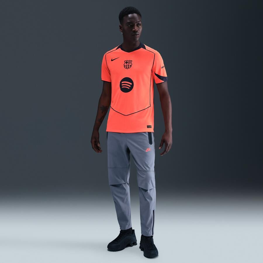Nike FC Barcelona 2025 26 Stadium Derde Total 90 replicavoetbalshirt met Dri-FIT voor heren Oranje - Foto 3