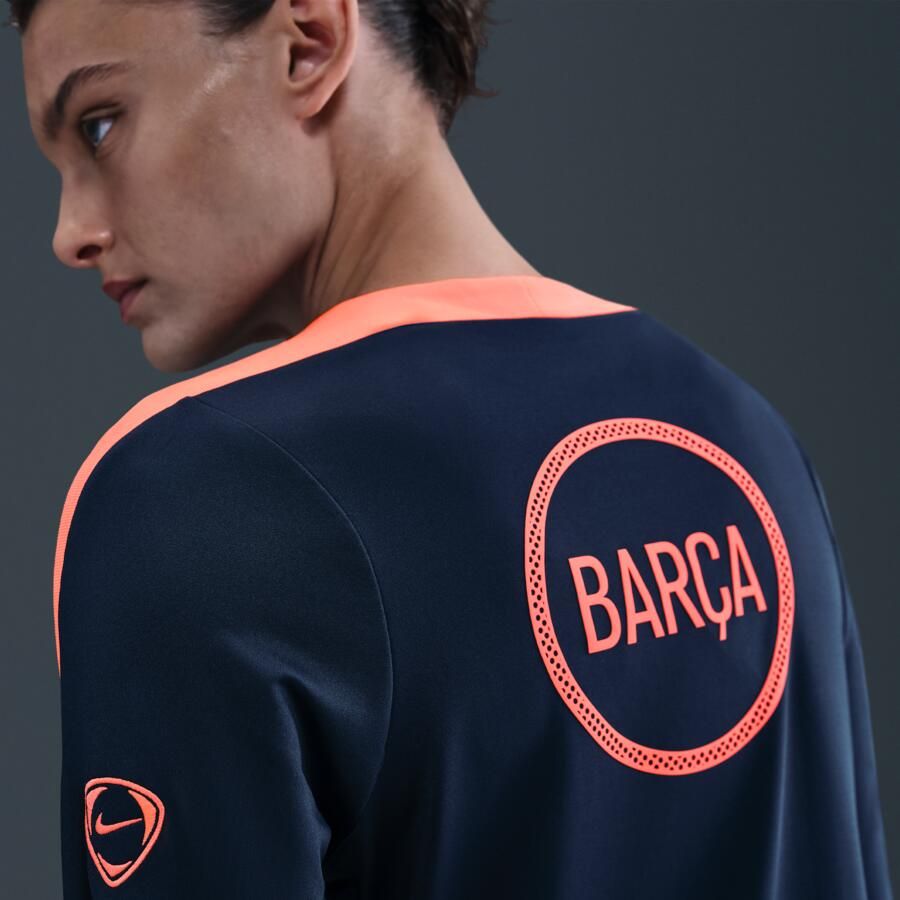 Nike FC Barcelona Strike Derde Dri-FIT voetbalwarming-uptop met ronde hals voor dames Blauw