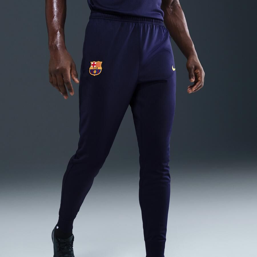 Nike FC Barcelona Strike Dri-FIT knit voetbaltrainingsbroek voor heren Paars - Foto 1