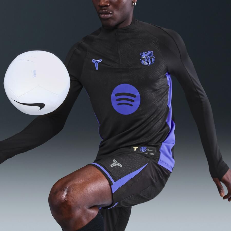 Nike FC Barcelona Strike Uit Kobe Dri-FIT voetbaltrainingstop voor warming-up voor heren Zwart - Foto 2