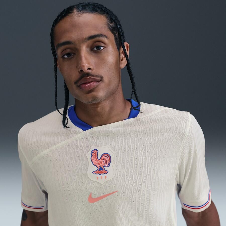 Nike FFF 2025 Match Uit (vrouwenelftal) Dri-FIT ADV authentiek voetbalshirt voor heren Bruin - Foto 2