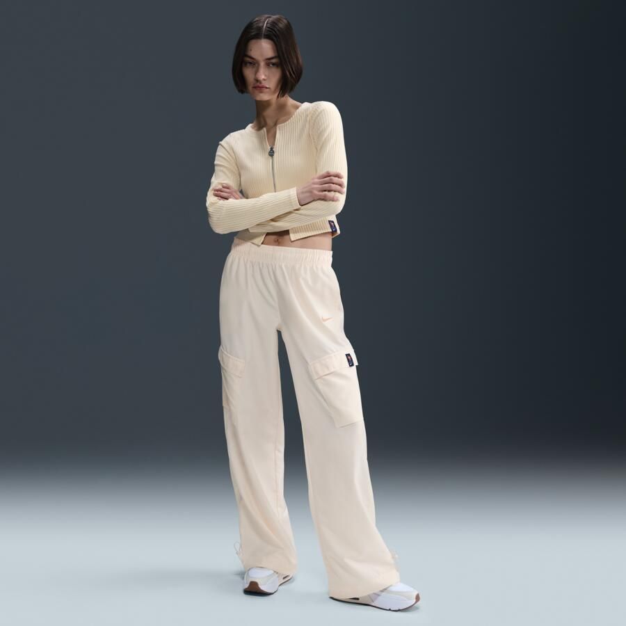 Nike FFF geweven voetbalcargobroek voor dames Bruin - Foto 3