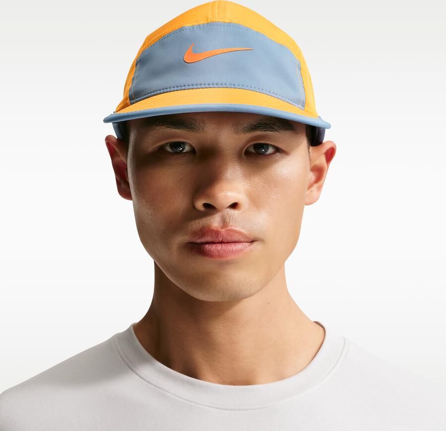 Nike Fly Dri-FIT ongestructureerde Swoosh pet Geel - Foto 4