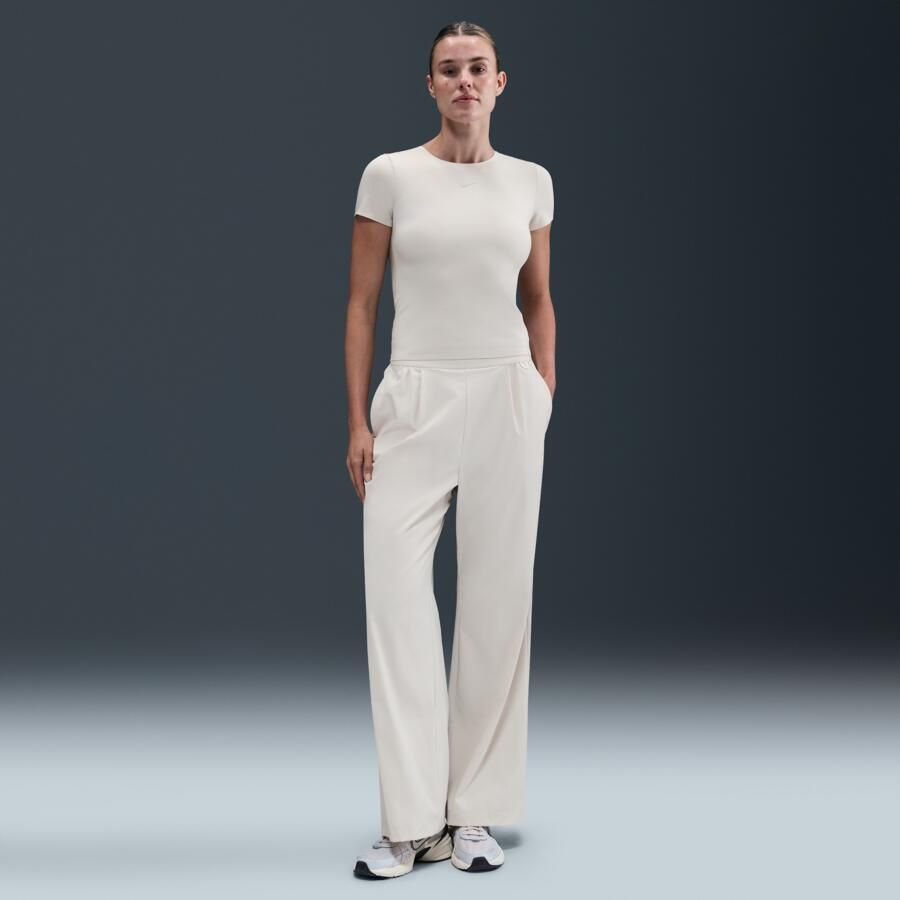 Nike Form damestop met korte mouwen Bruin - Foto 3