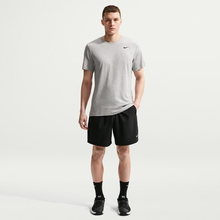 Nike Form Dri-FIT multifunctionele herenshorts zonder binnenbroek (18 cm) Zwart