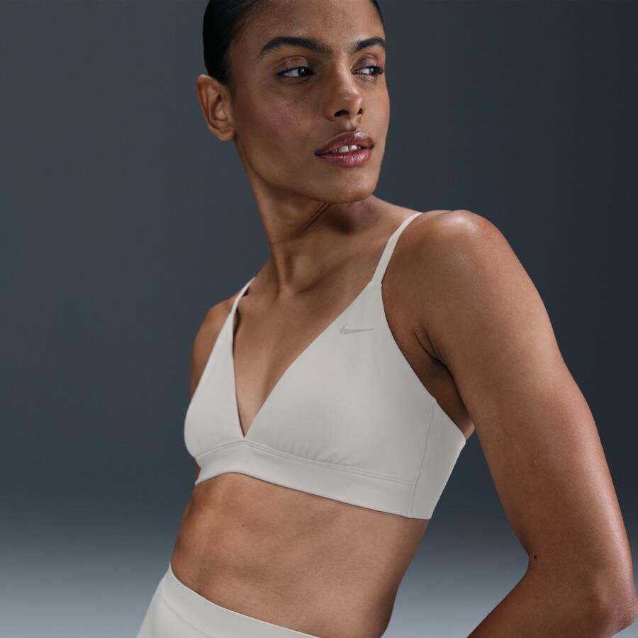 Nike Form non-padded triangle sport-bh met lichte ondersteuning Bruin - Foto 4