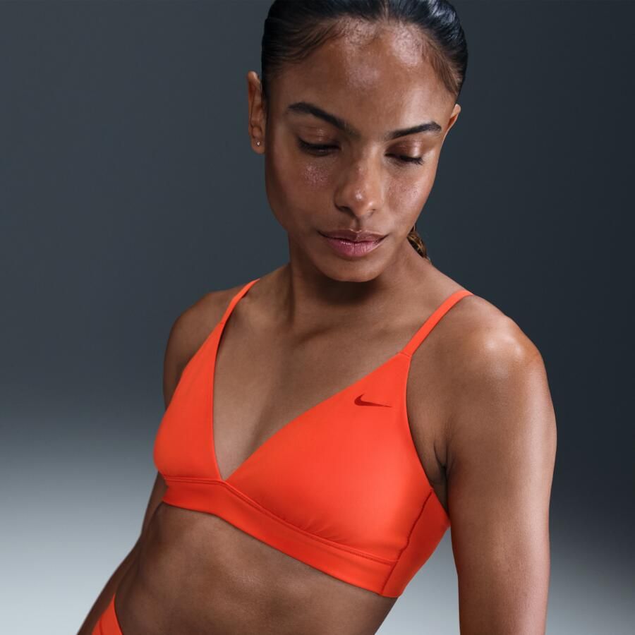 Nike Form non-padded triangle sport-bh met lichte ondersteuning Rood - Foto 4