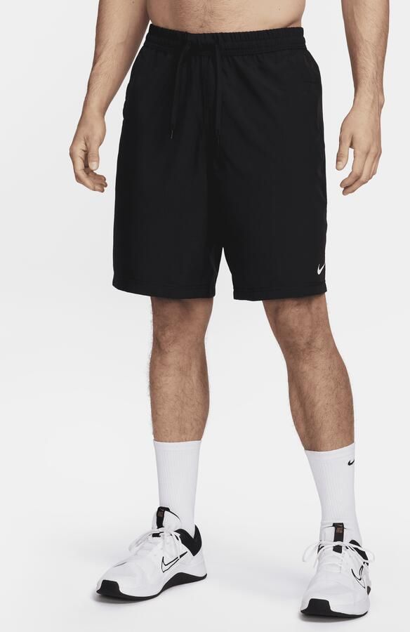 Nike Form veelzijdige niet-gevoerde herenshorts met Dri-FIT (23 cm) Zwart - Foto 4