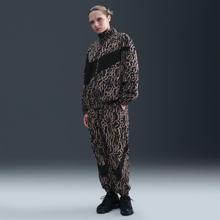 Nike Geweven broek met print voor dames Zwart - Foto 4