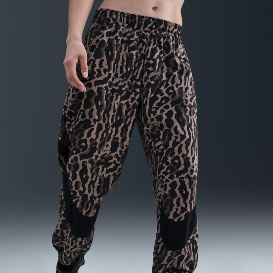 Nike Geweven broek met print voor dames Zwart