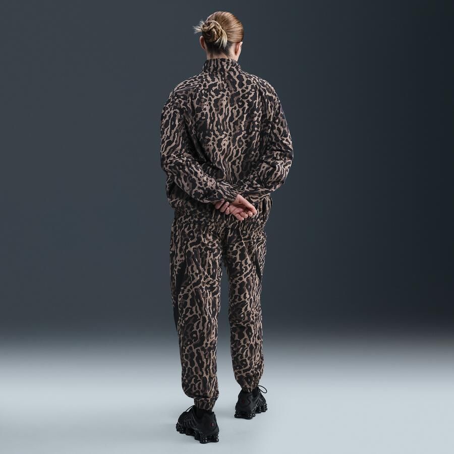 Nike Geweven broek met print voor dames Zwart - Foto 3