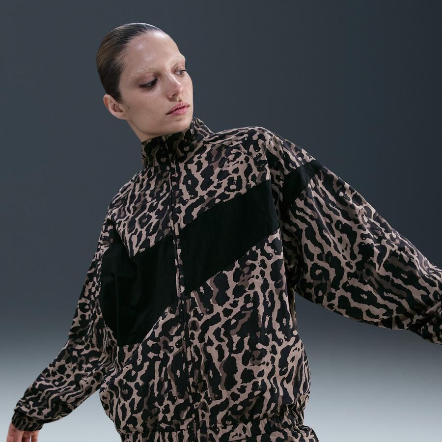 Nike Geweven damesjack met print Zwart - Foto 4