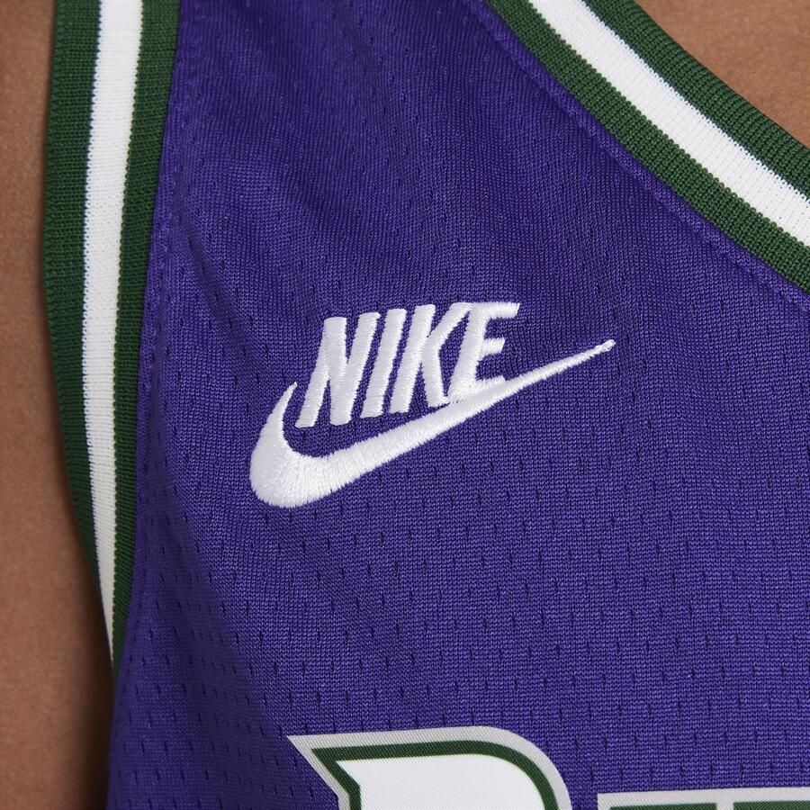 Nike Giannis Antetokounmpo Milwaukee Bucks Swingman NBA-jersey met Dri-FIT voor kids Paars