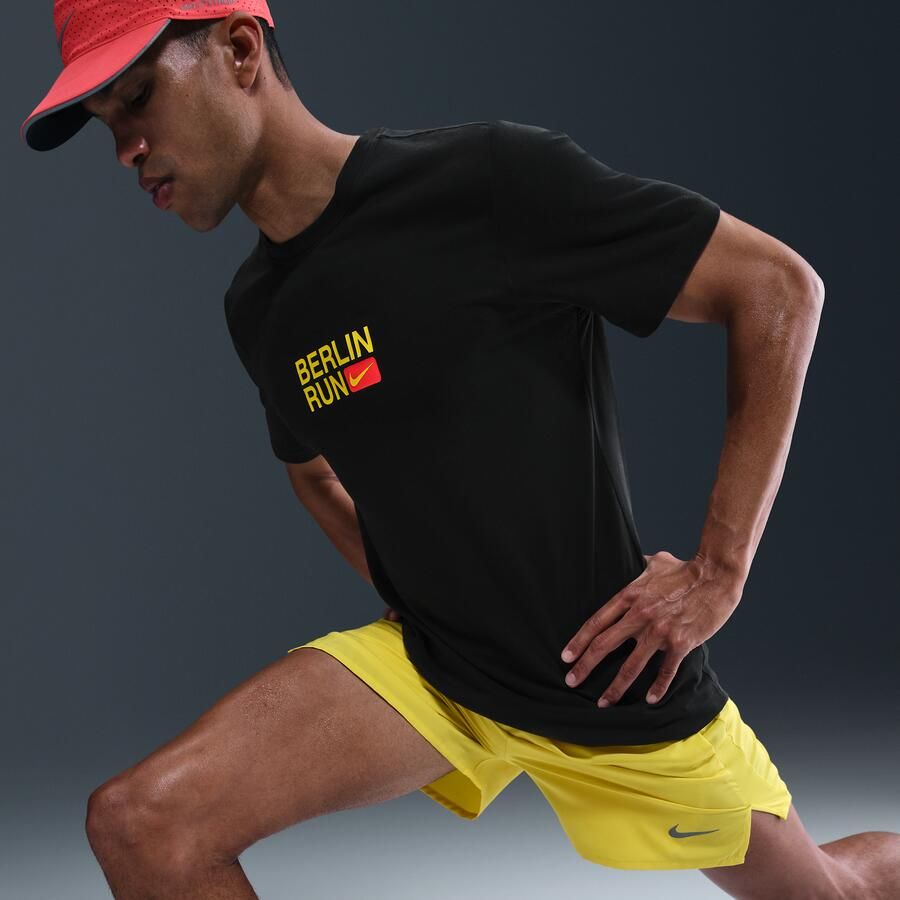 Nike hardloopshirt met korte mouwen en Dri-FIT voor heren Zwart - Foto 2