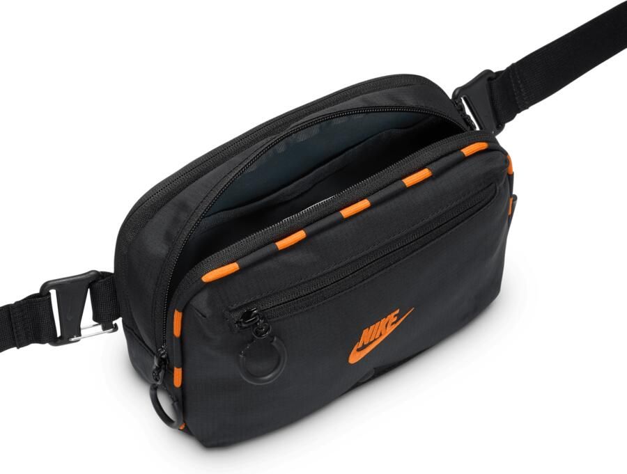 Nike Hayward Patrol crossbodytas (4 liter) Zwart