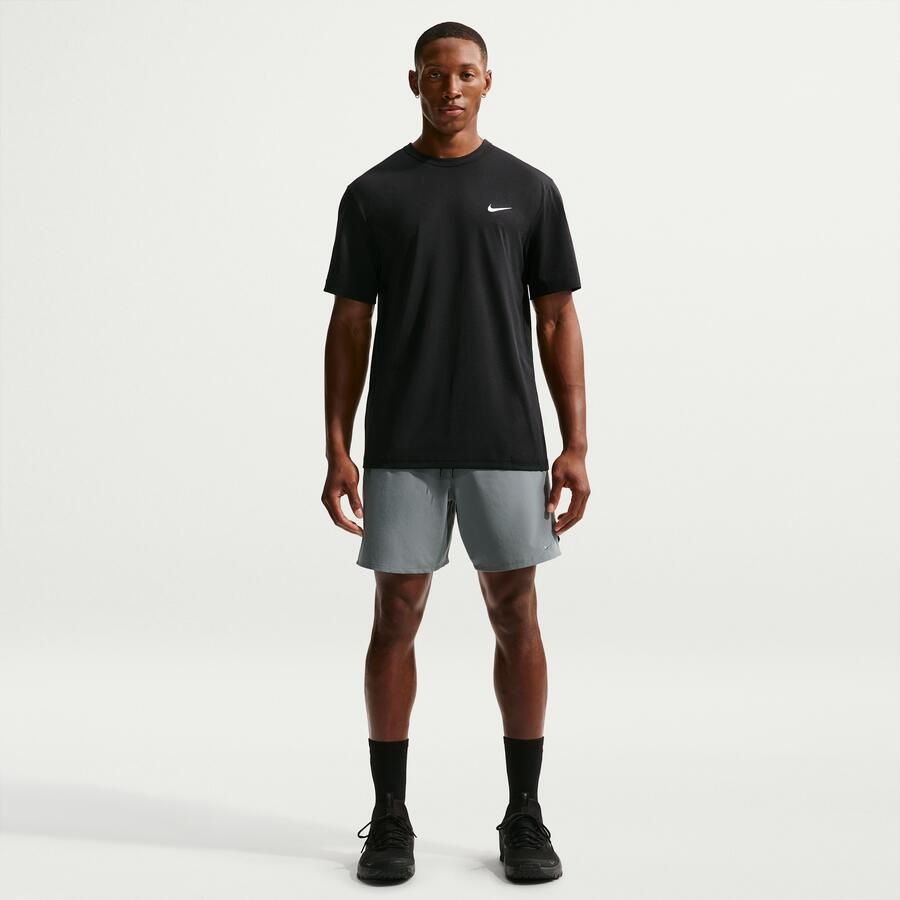 Nike Hyverse Dri-FIT UV multifunctionele herentop met korte mouwen Zwart - Foto 2