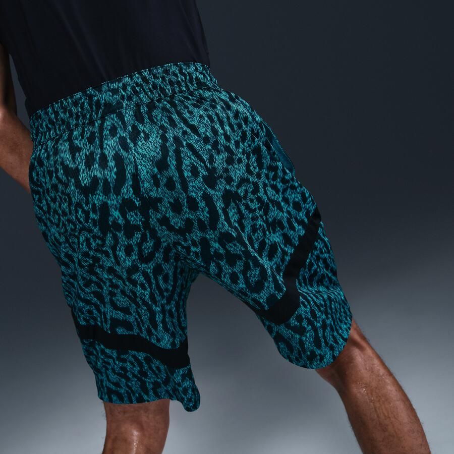 Nike Icon Dri-FIT basketbalshorts voor heren (21 cm) Groen - Foto 2