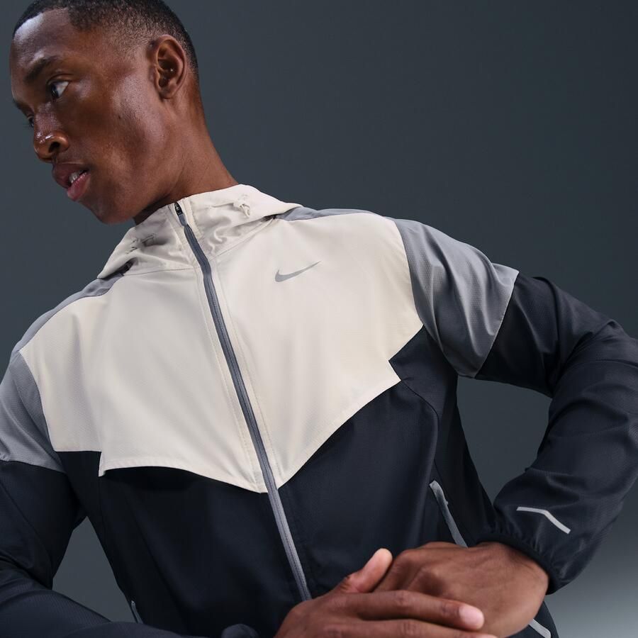 Nike Impossibly Light Windrunner hardloopjack voor heren Grijs - Foto 2