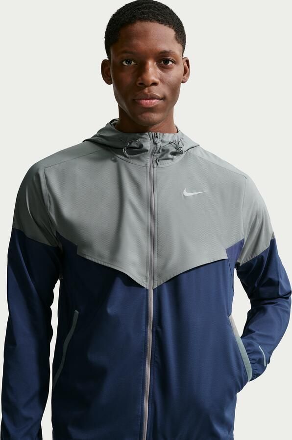 Nike Impossibly Light Windrunner hardloopjack voor heren Grijs - Foto 4