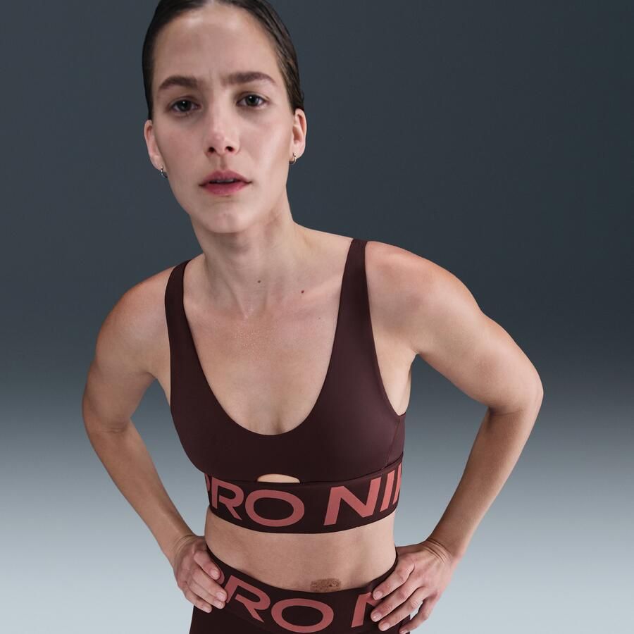 Nike Indy Plunge padded sport-bh met medium ondersteuning Rood - Foto 4