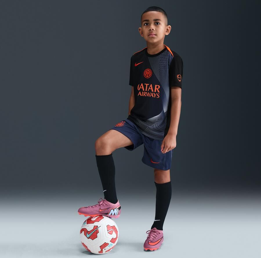 Nike Inter Milan Academy Pro Derde Total 90 Dri-FIT voetbalwarming-uptop voor kids Zwart - Foto 3