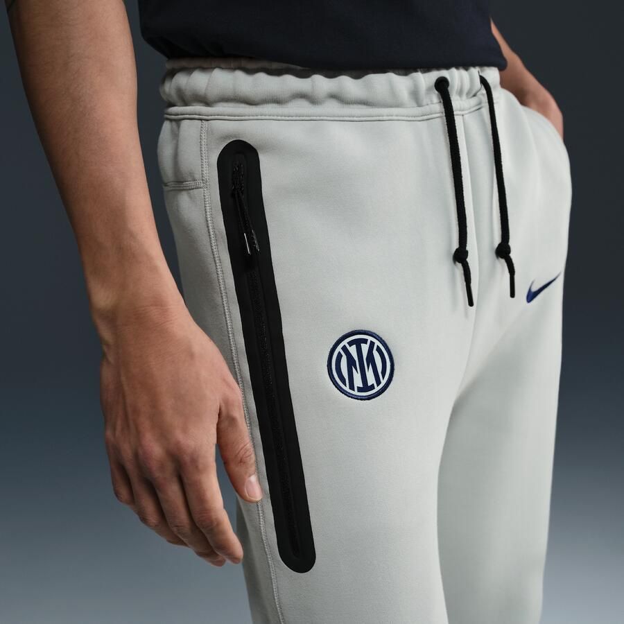 Nike Inter Milan Tech voetbaljoggingbroek van fleece voor heren Grijs