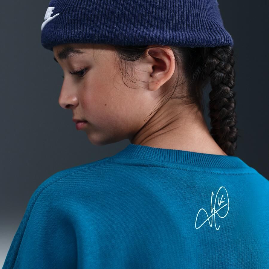 Nike Kylian Mbappé Club Fleece oversized voetbalsweatshirt met ronde hals voor meisjes Blauw