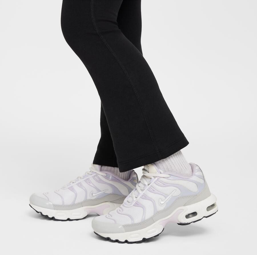Nike legging met wijde pijpen en Dri-FIT voor kleuters Zwart - Foto 2