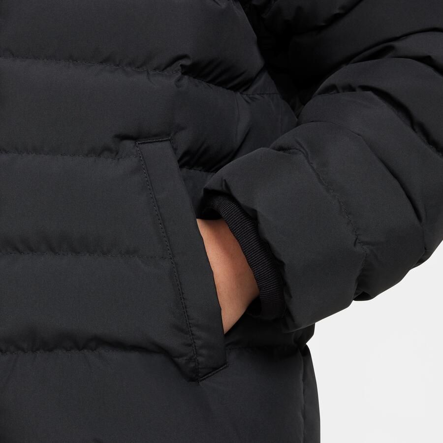 Nike Sportswear Lightweight Synthetic Fill ruimvallend kinderjack met capuchon Zwart