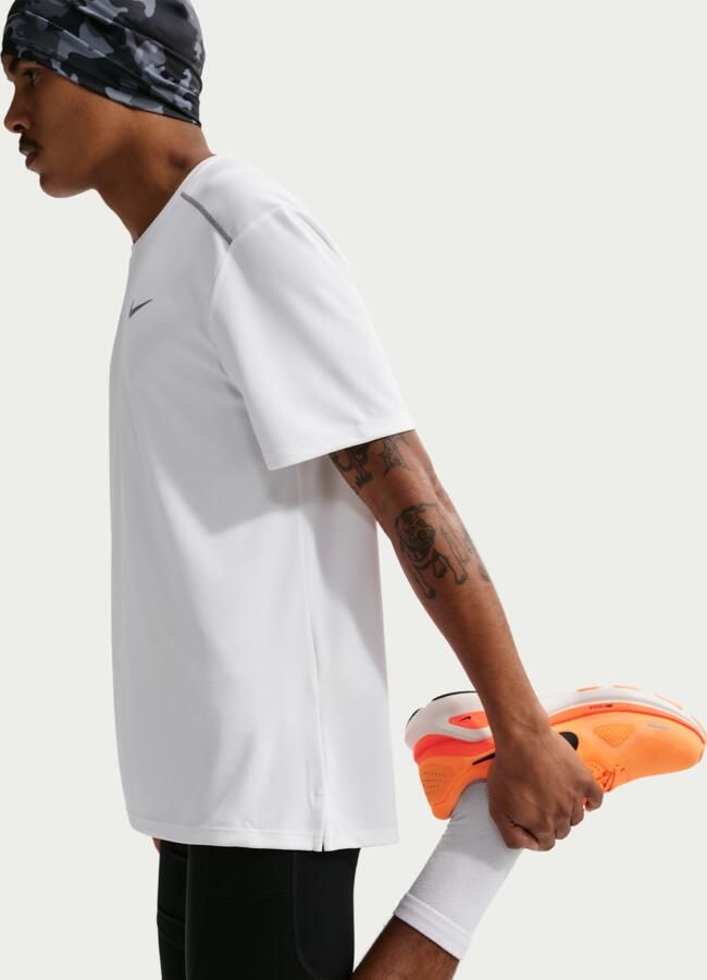 Nike Miler Dri-FIT hardlooptop met korte mouwen voor heren Wit - Foto 4