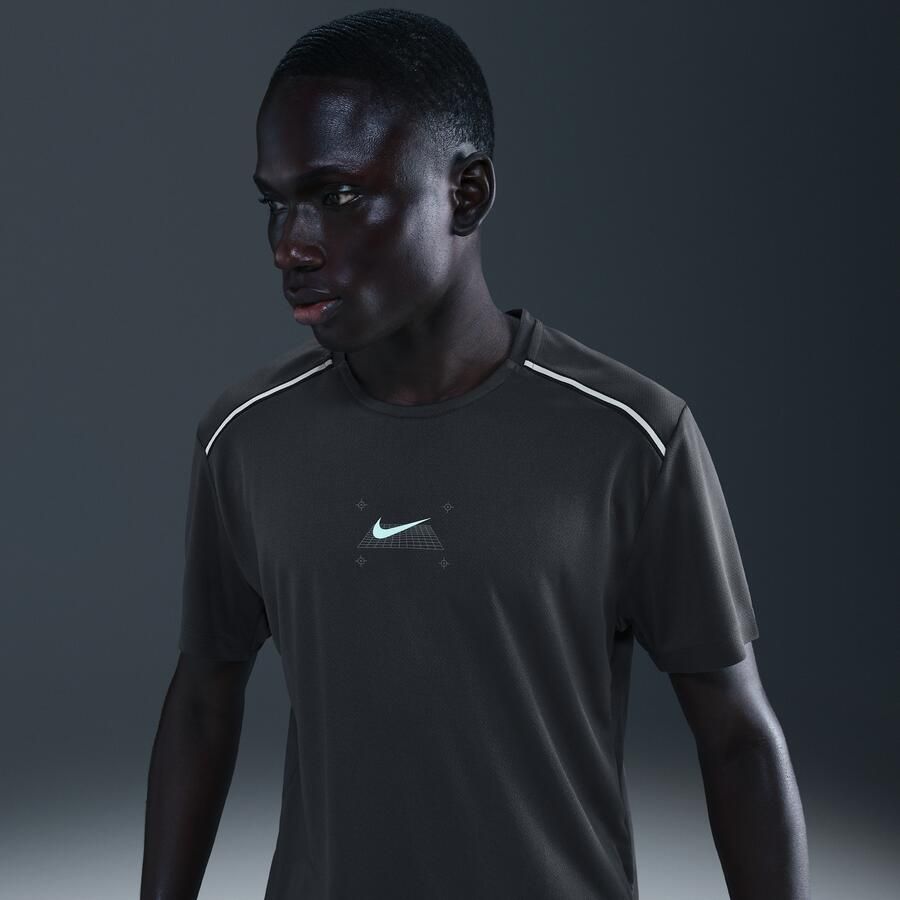 Nike Miler hardlooptop met korte mouwen voor heren Grijs - Foto 4