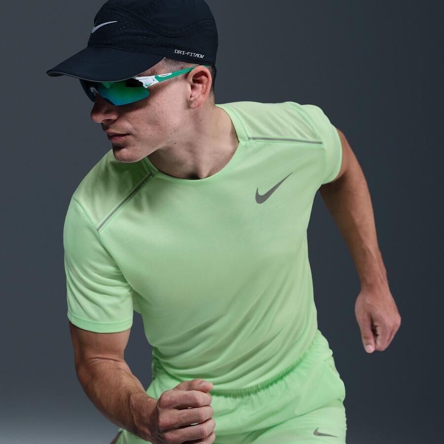 Nike Miler Hardlooptop met korte mouwen voor heren Groen - Foto 2