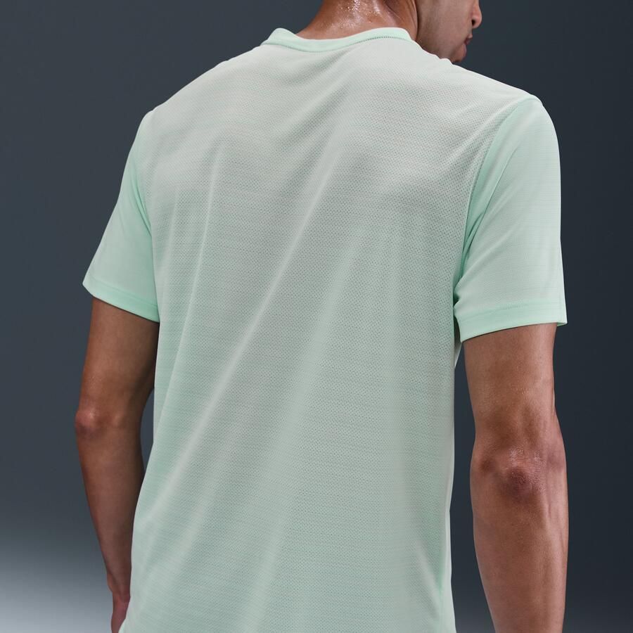 Nike Miler Hardlooptop met korte mouwen voor heren Groen