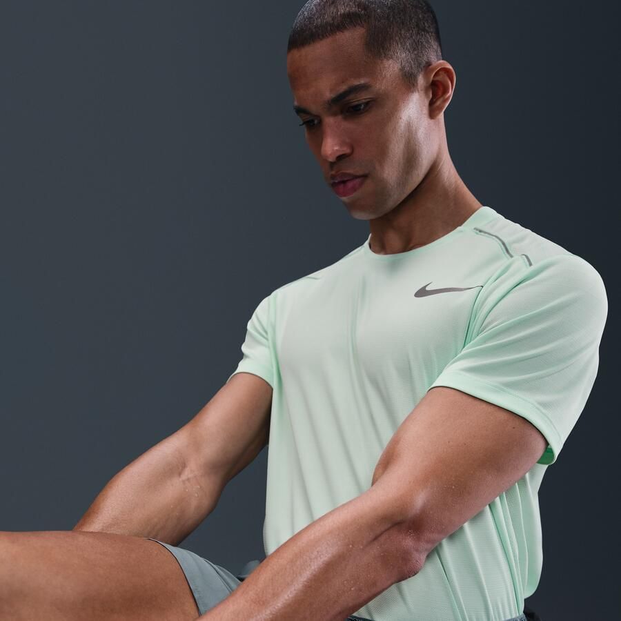 Nike Miler Hardlooptop met korte mouwen voor heren Groen - Foto 2