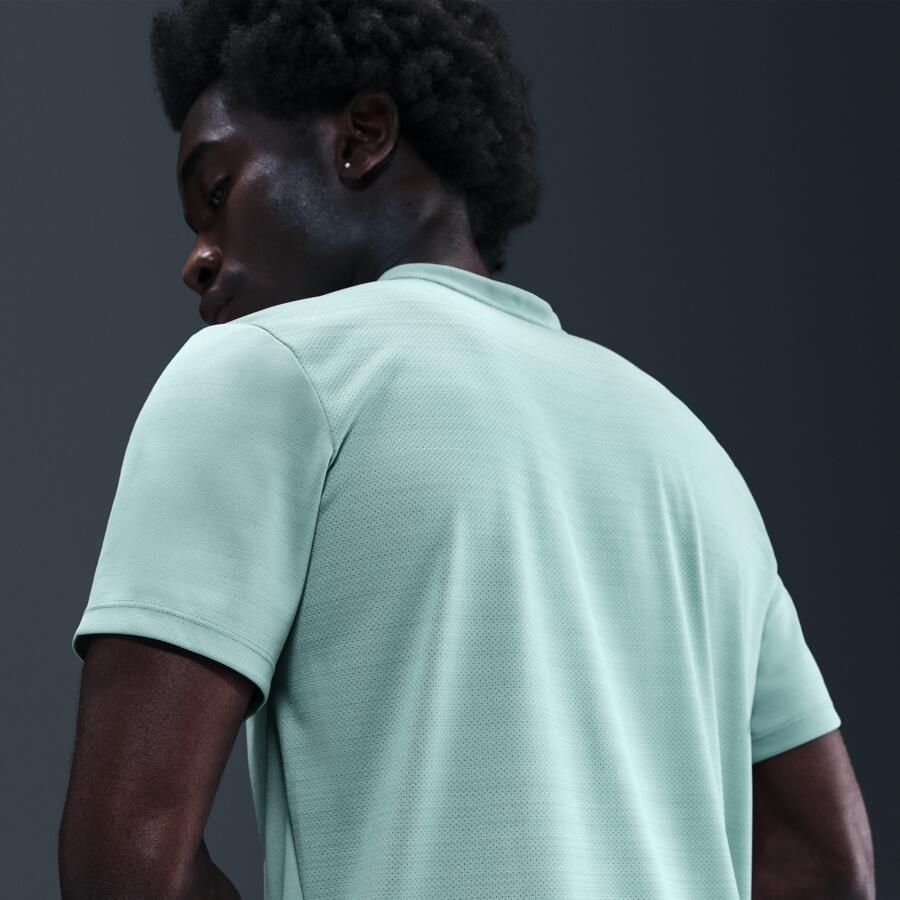 Nike Miler Hardlooptop met korte mouwen voor heren Groen