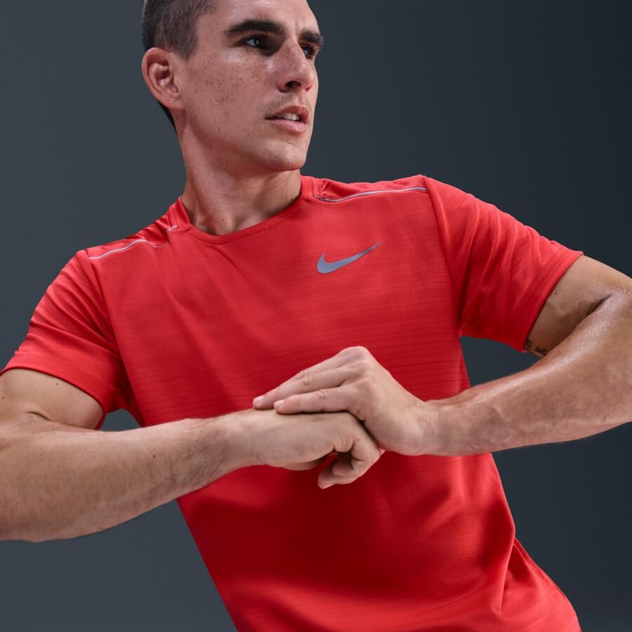 Nike Miler Hardlooptop met korte mouwen voor heren Rood - Foto 2