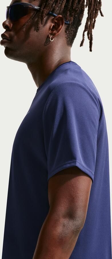 Nike Miler UV hardlooptop met korte mouwen en Dri-FIT voor heren Blauw - Foto 3