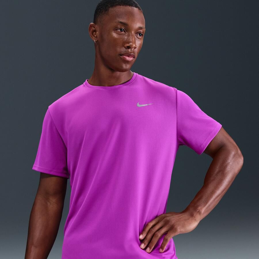 Nike Miler UV hardlooptop met korte mouwen en Dri-FIT voor heren Paars - Foto 4