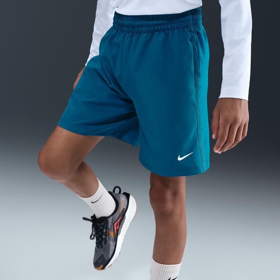Nike Multi trainingsshorts met Dri-FIT voor jongens Blauw
