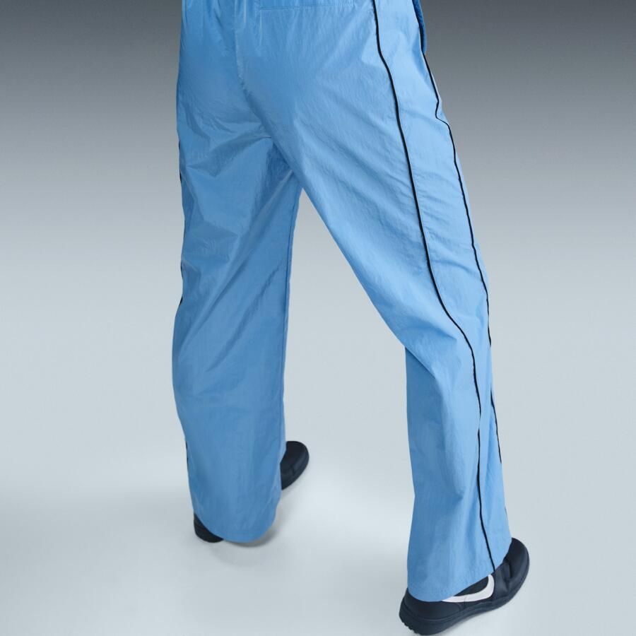 Nike Nederland Windrunner geweven voetbalbroek met hoge taille voor dames Blauw - Foto 2