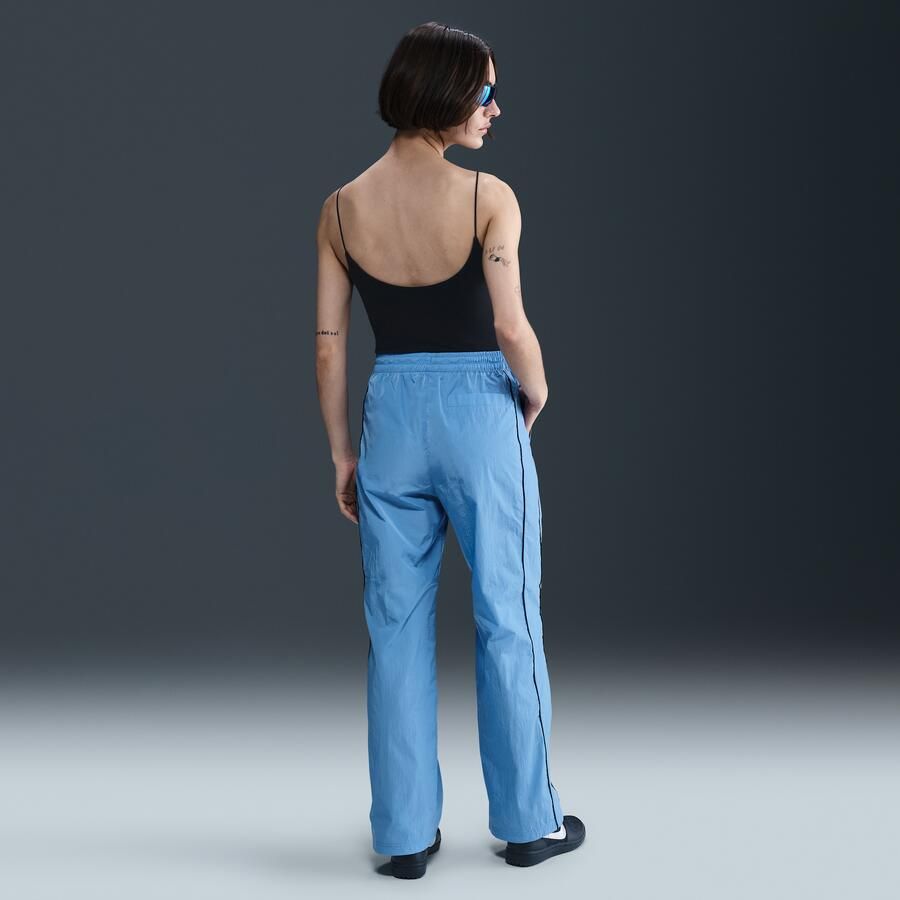 Nike Nederland Windrunner geweven voetbalbroek met hoge taille voor dames Blauw - Foto 3