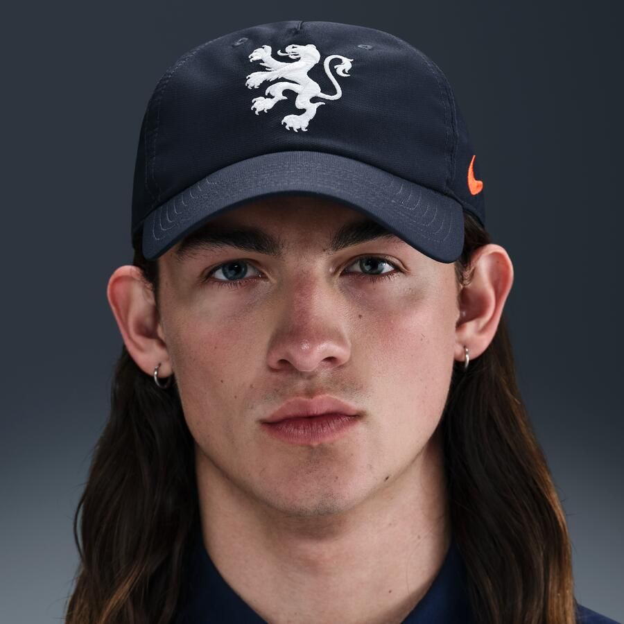 Nike Nederland 2025 2026 Club pet Blauw - Foto 4