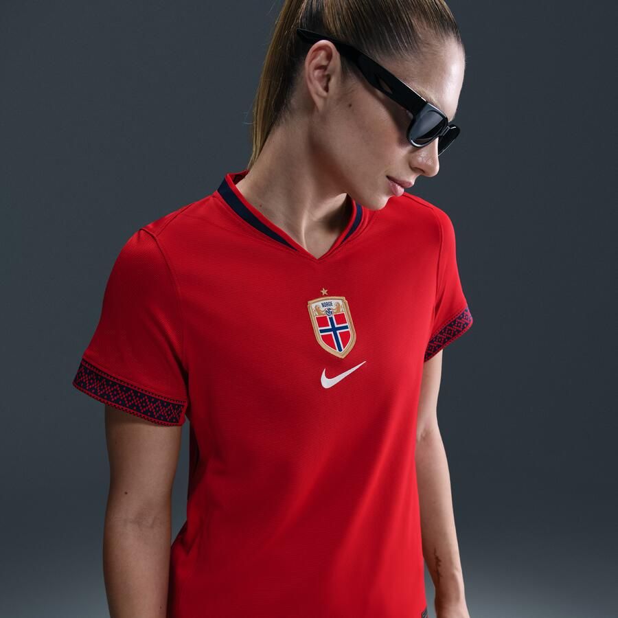 Nike Noorwegen 2025 Stadium Thuis (vrouwenelftal) Dri-FIT replicavoetbalshirt voor dames Rood - Foto 4
