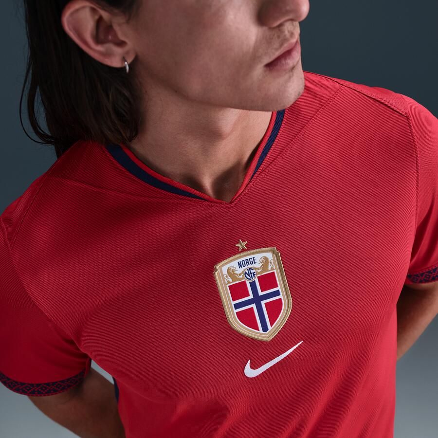 Nike Noorwegen 2025 Stadium Thuis (vrouwenelftal) Dri-FIT replicavoetbalshirt voor heren Rood - Foto 2