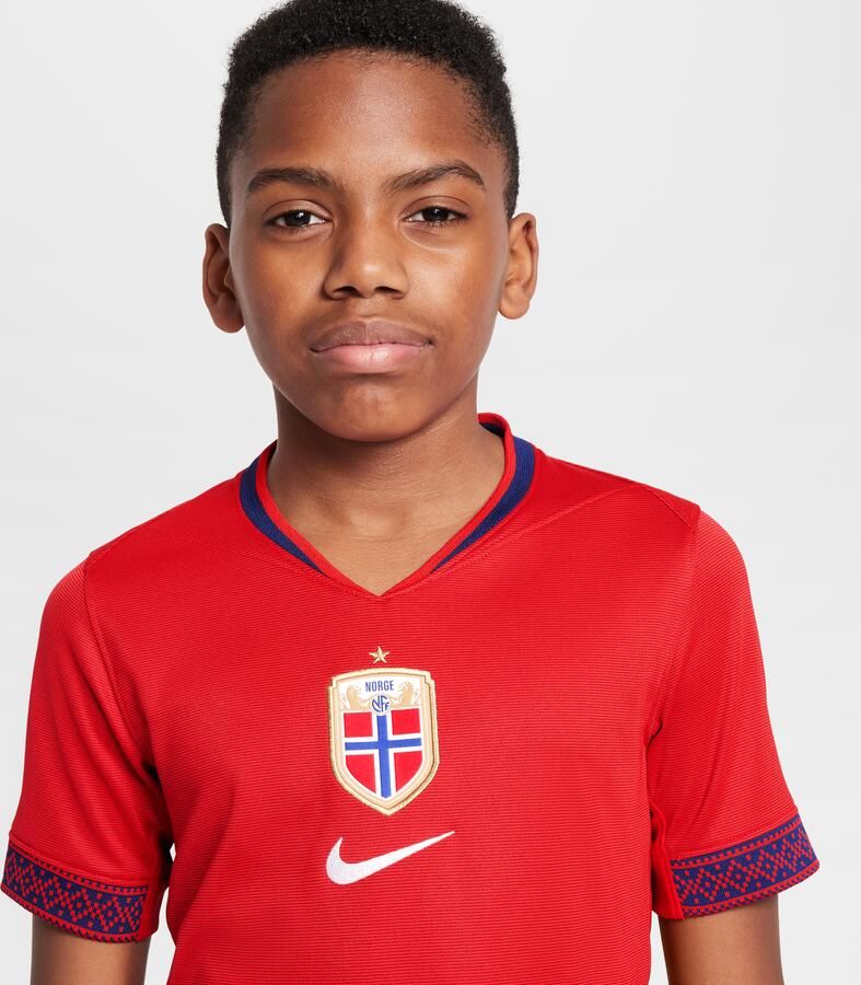 Nike Noorwegen 2025 Stadium Thuis (vrouwenelftal) Dri-FIT replicavoetbalshirt voor kids Rood - Foto 3